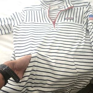 Vineyard Vines Womens Pull Over Sweatshirt